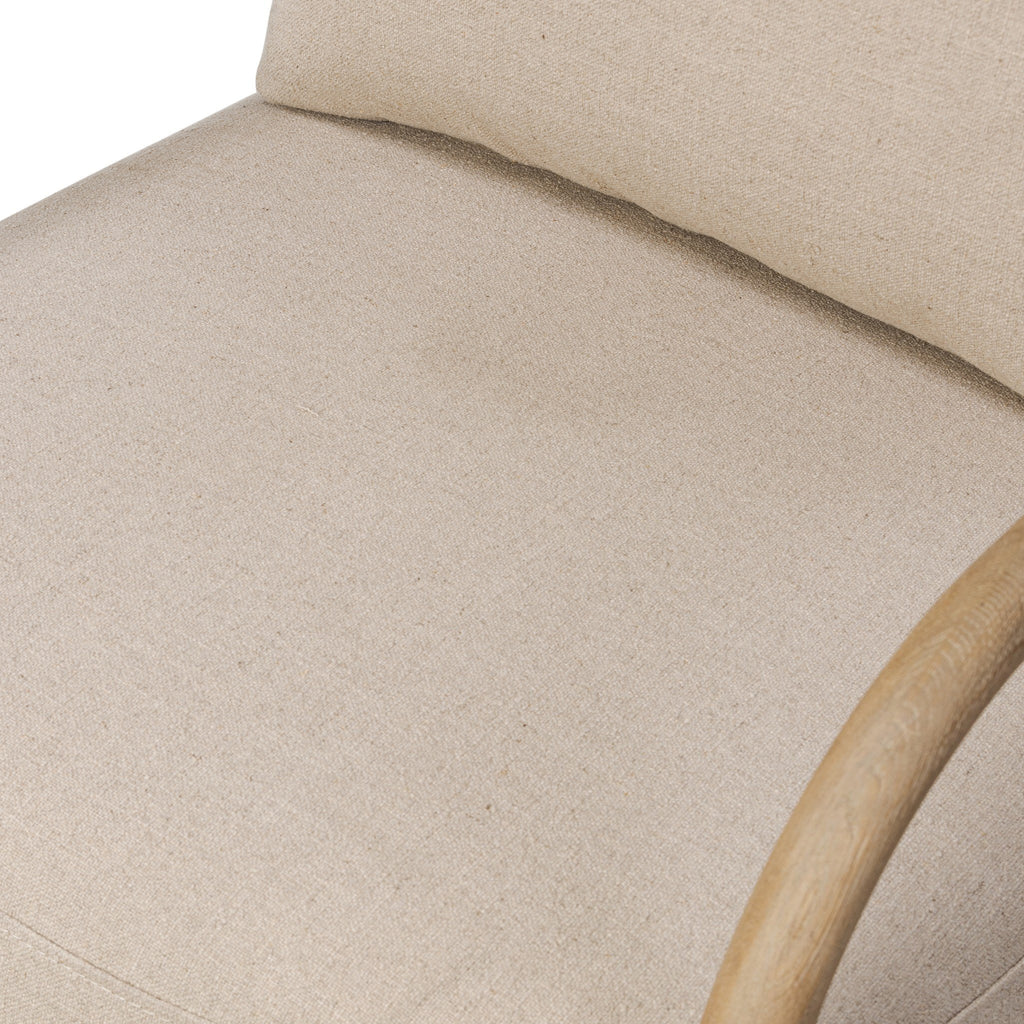 Chaise Parvin