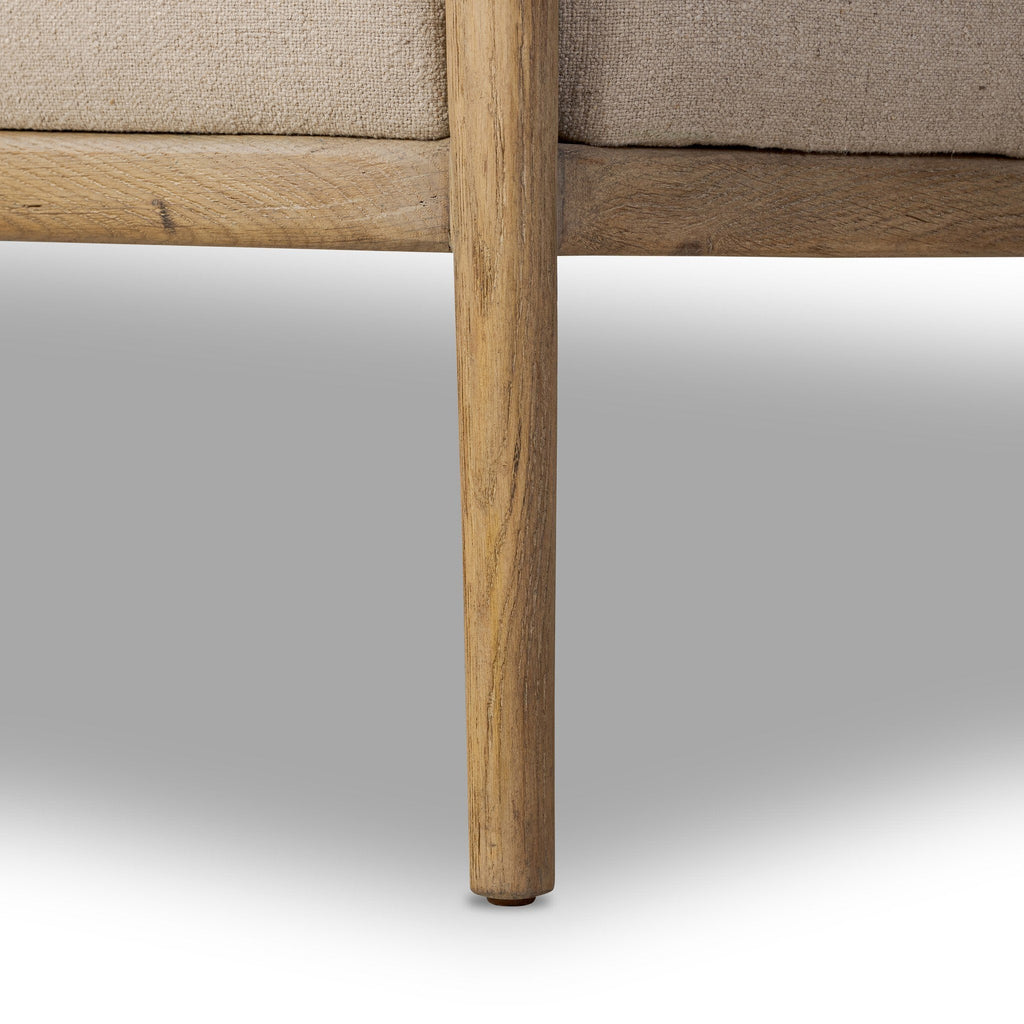 Chaise Parvin