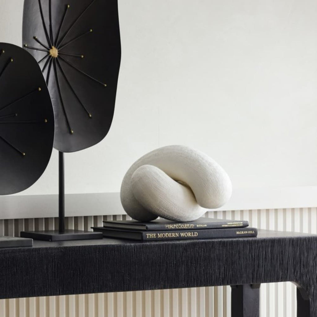 Sculptures Kanzi d'Arteriors, lot de 2